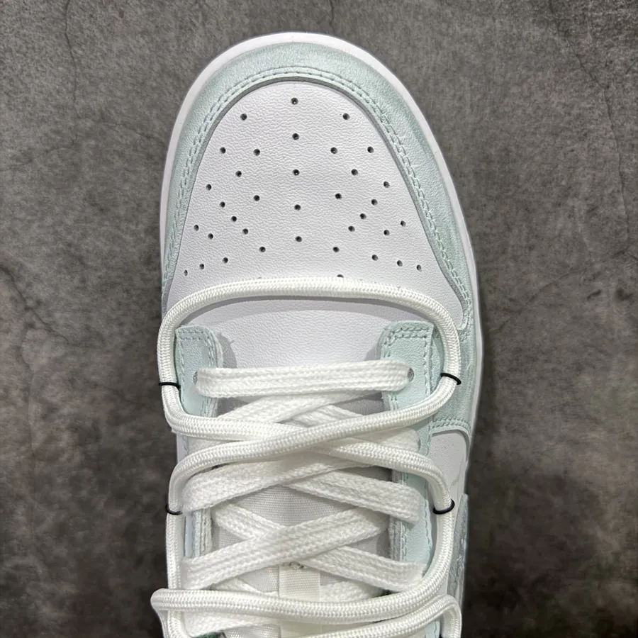 NK Dunk Low OG Version Cerulean Grained Calfskin