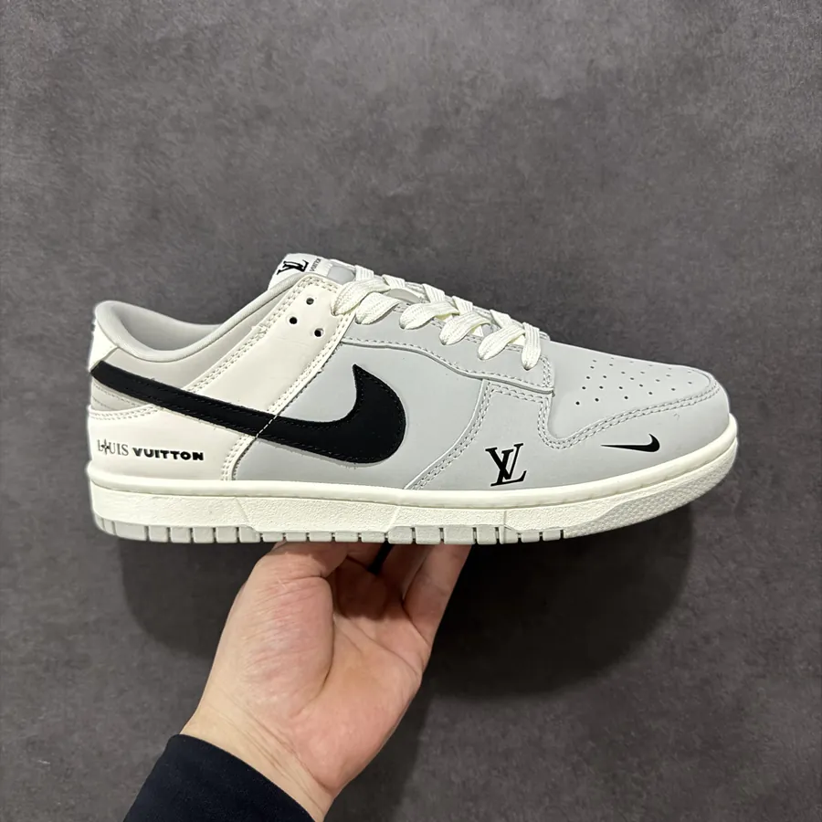 Nike SB Dunk Low x Louis Vuitton Grey Black Small Hook