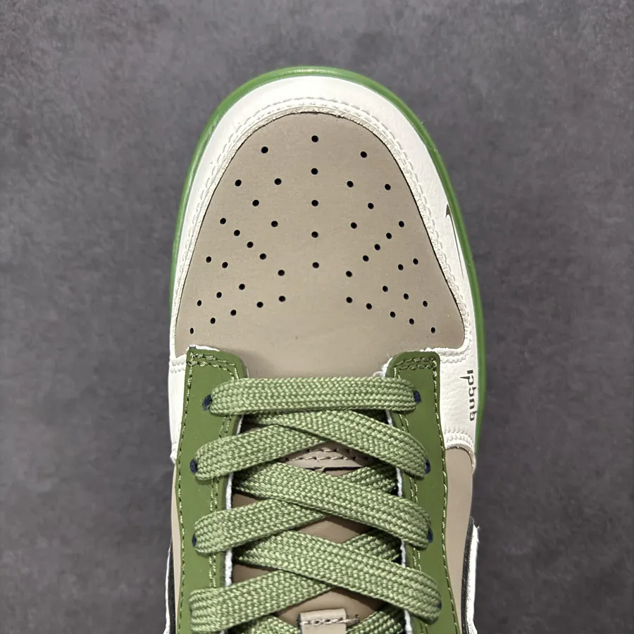 Nike SB Dunk Low x GUCCI White Brown Green Custom Edition