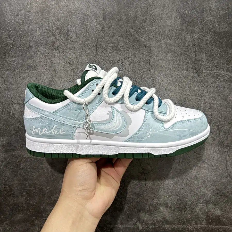 Nike Dunk Low 灵蛇祥瑞 Low Top Sneaker