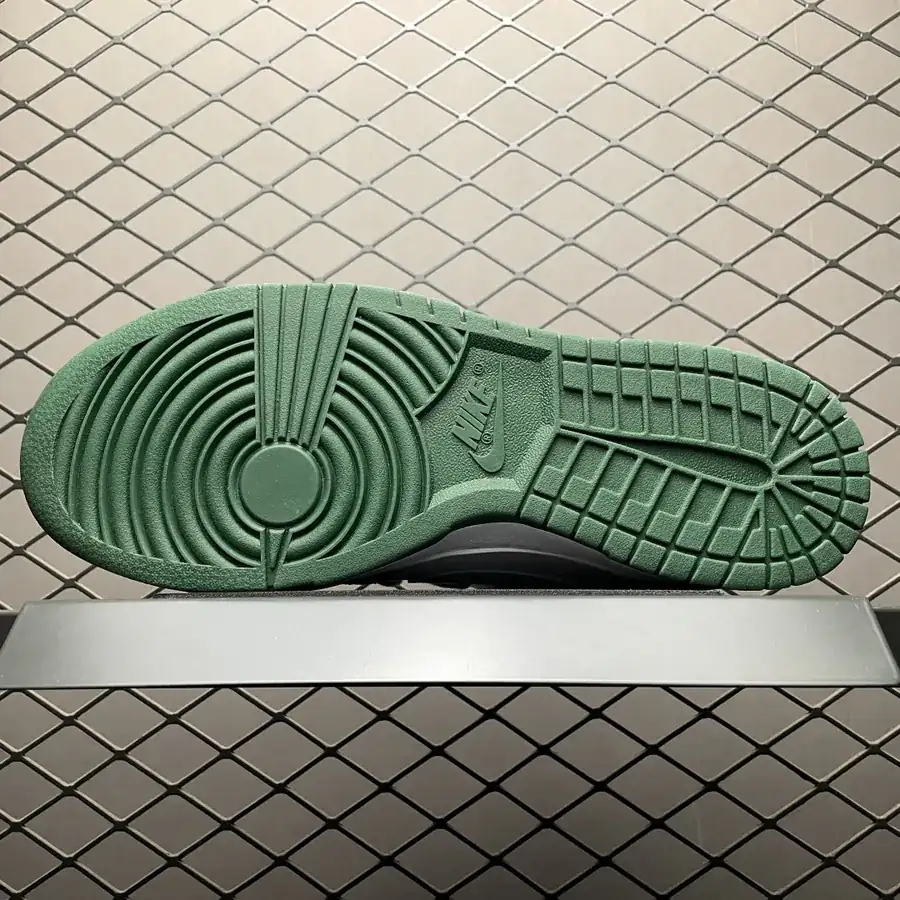 NK Dunk Low Custom Low Sneaker