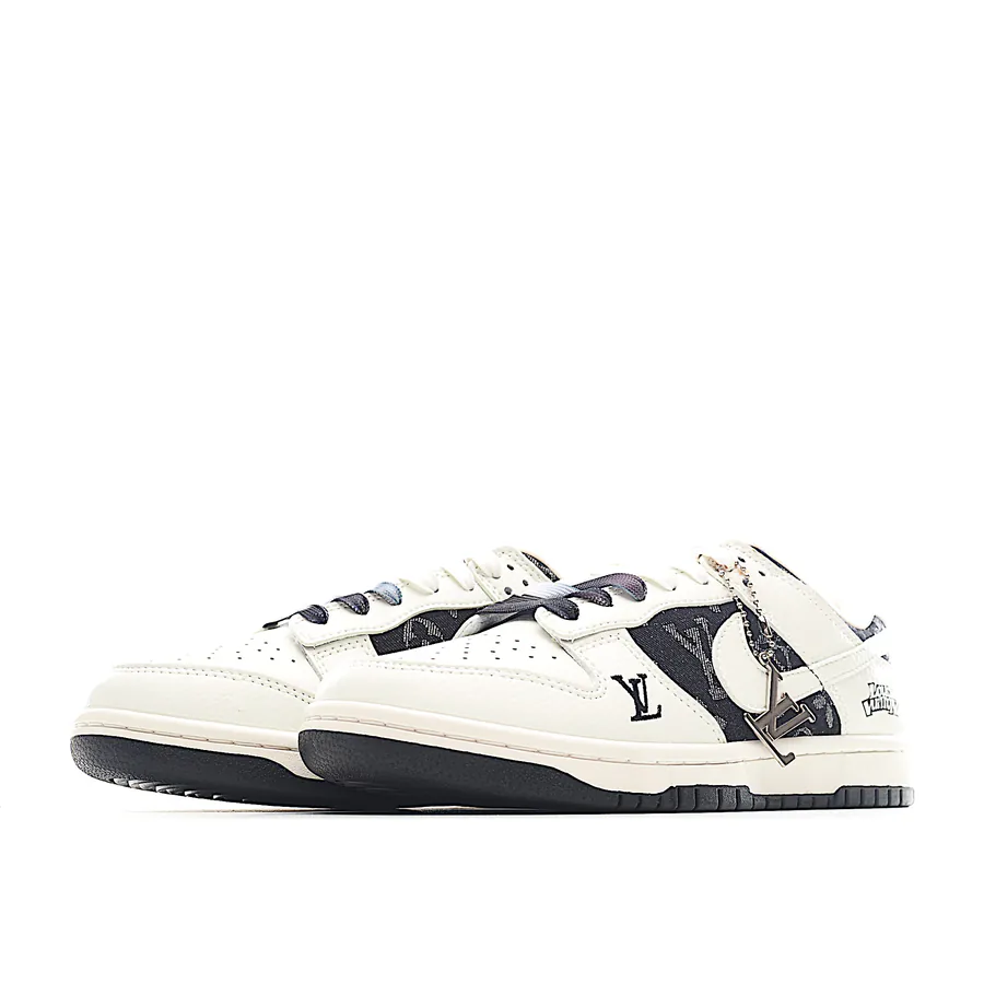 Nike SB Dunk Low x Louis Vuitton Exclusive Edition