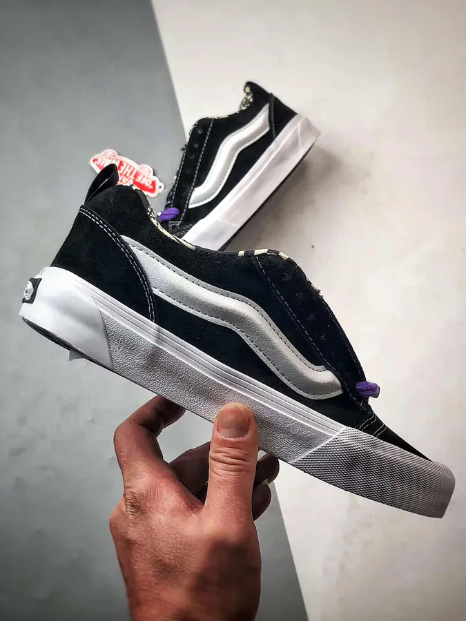 Vans Knu Skool Vintage Style Low Top Sneaker