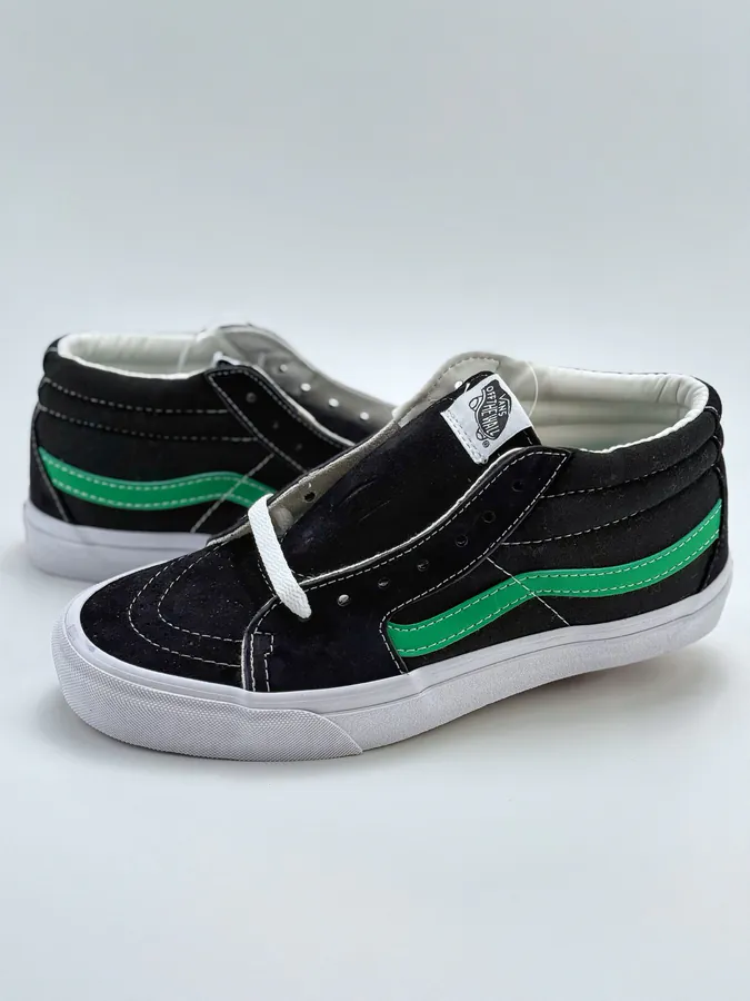 Vans Sk8 Mid Classic Mid High Sneaker