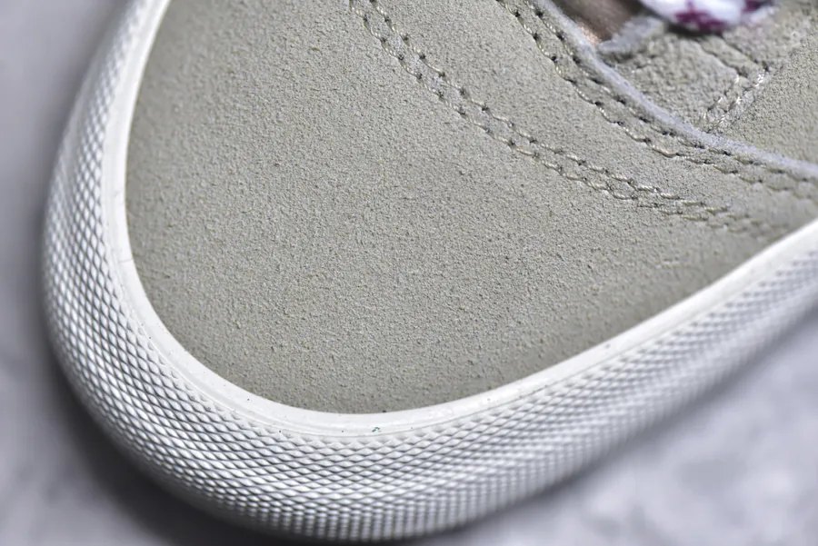 Vans Knu Skool Vintage Style Sneaker