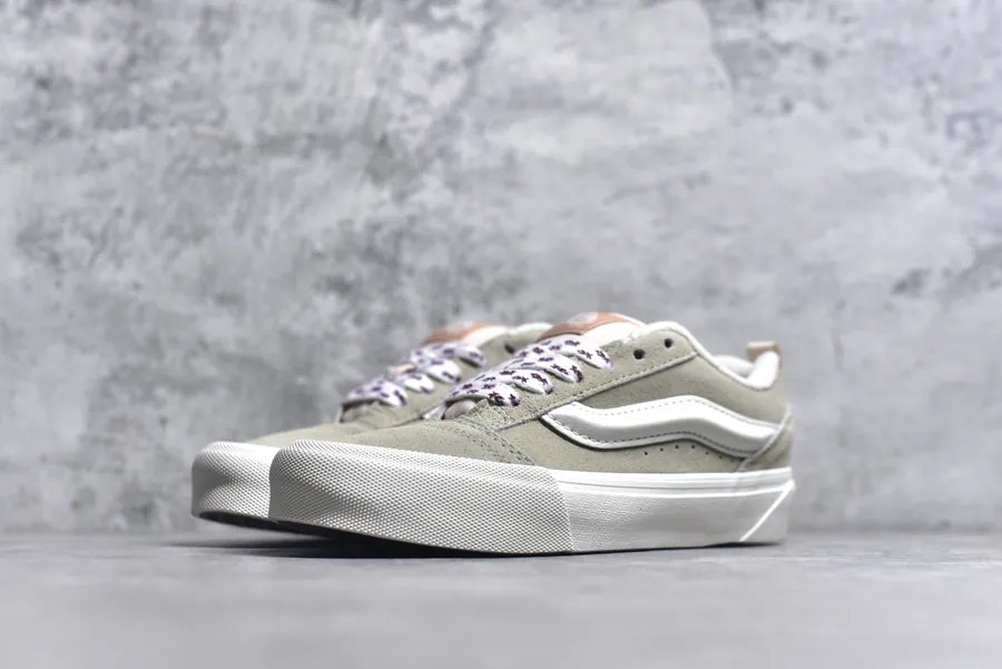 Vans Knu Skool Vintage Style Sneaker