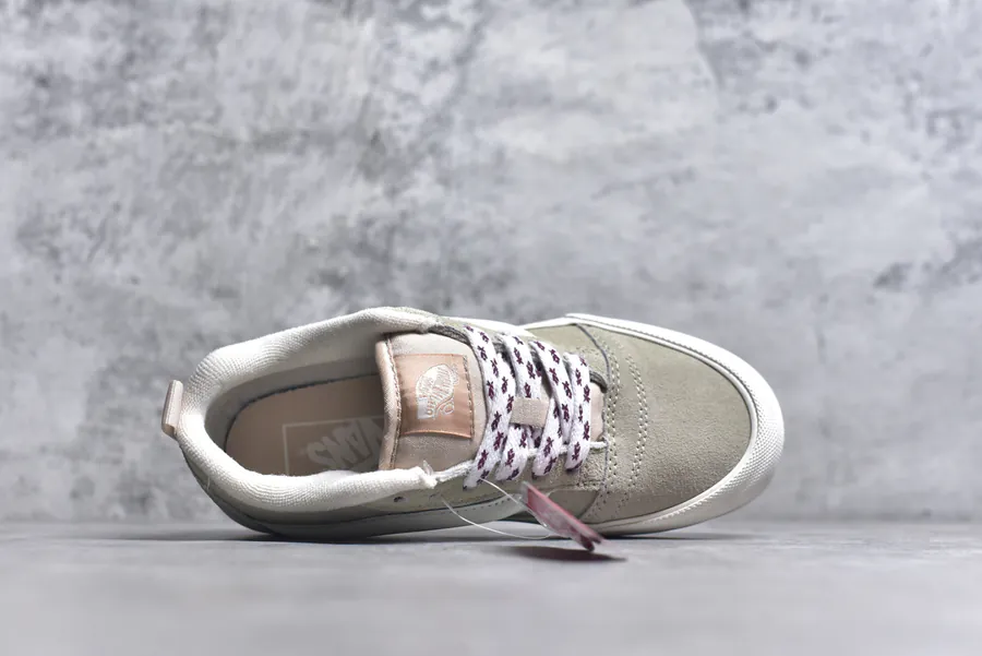 Vans Knu Skool Vintage Style Sneaker