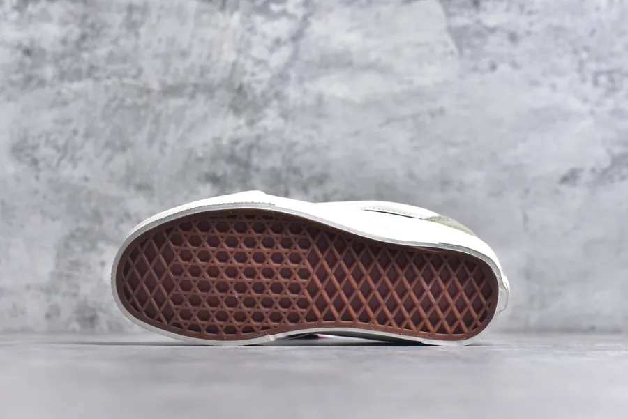 Vans Knu Skool Vintage Style Sneaker