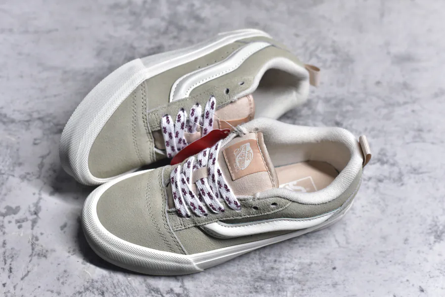 Vans Knu Skool Vintage Style Sneaker