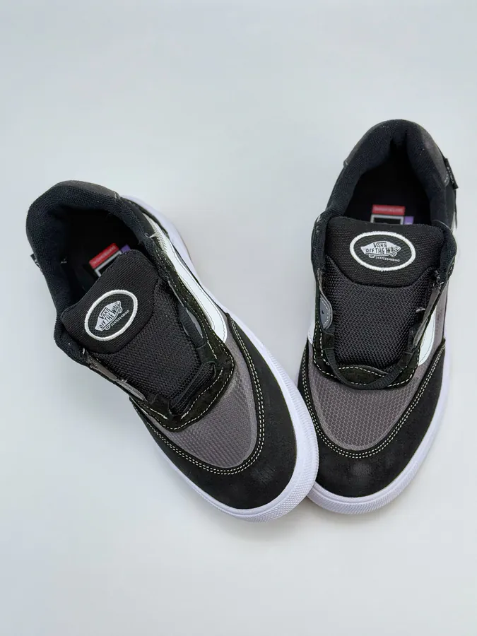 VANS Wayvee Professional Cushioned Low Top Skate Shoes