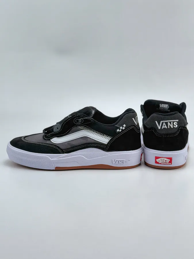 VANS Wayvee Professional Cushioned Low Top Skate Shoes