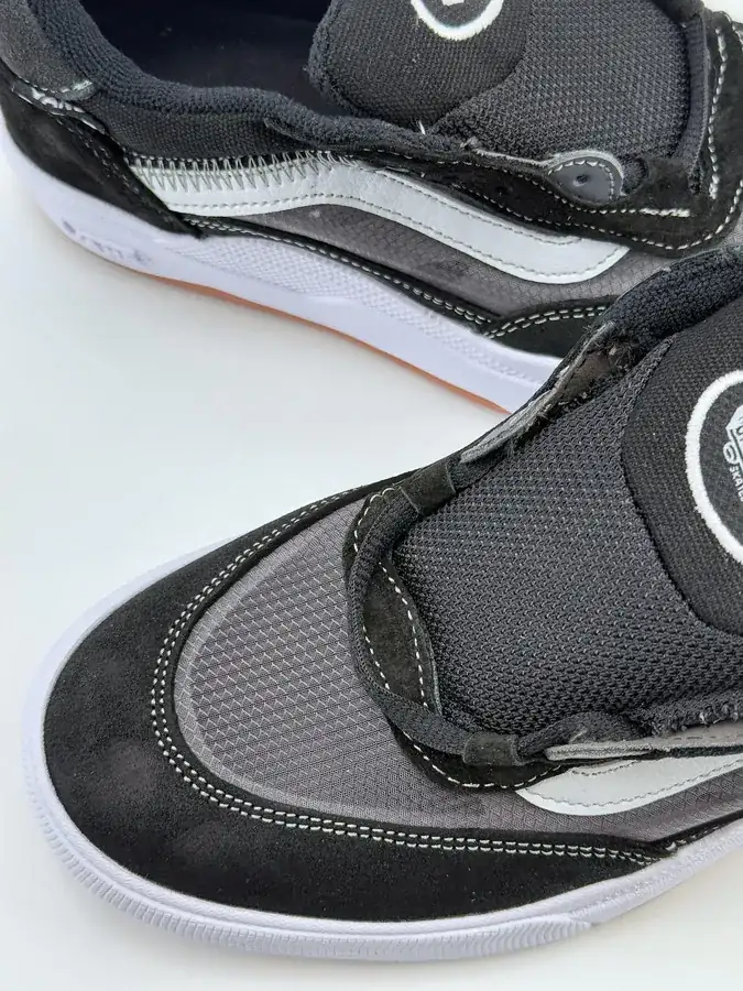 VANS Wayvee Professional Cushioned Low Top Skate Shoes