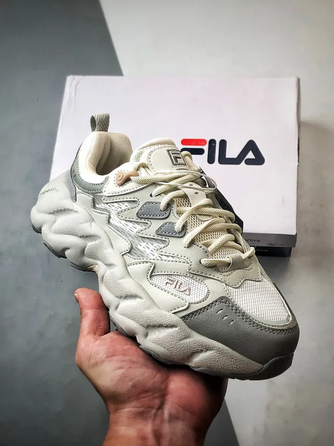 Fila Fern 蕨草鞋2 in Fog Gray