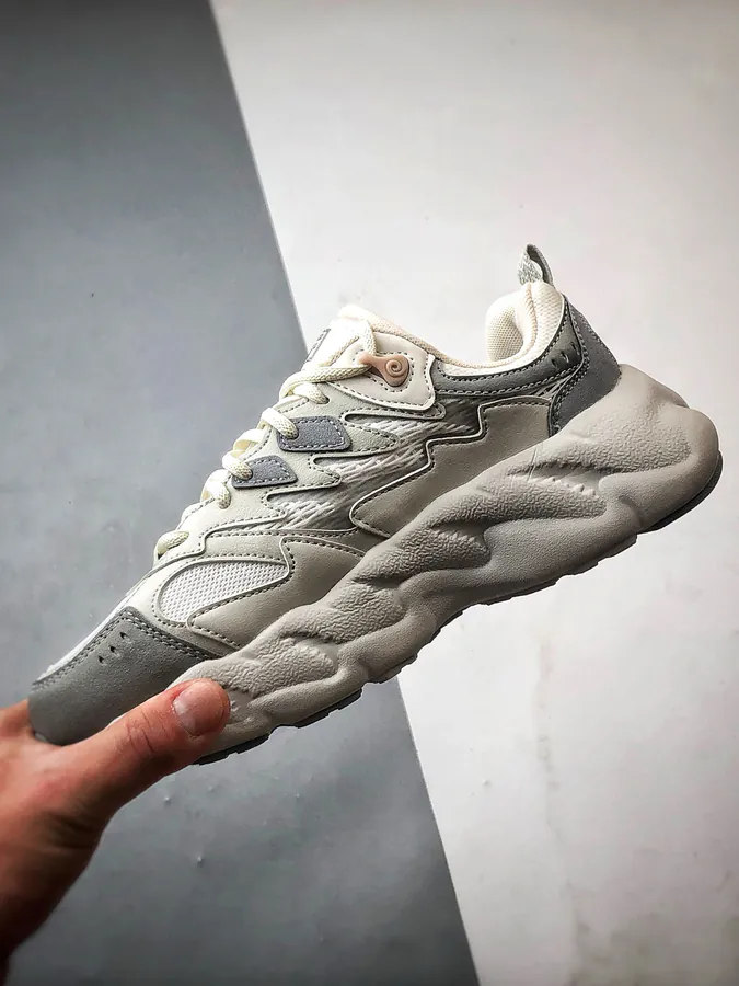 Fila Fern 蕨草鞋2 in Fog Gray
