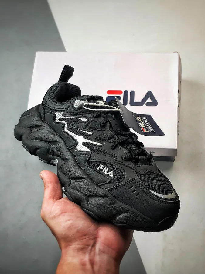 Fila Fern 蕨草鞋2 in Shadow Gray