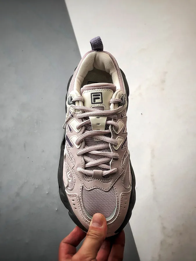 Fila Fern 蕨草鞋 in Silvery Pink