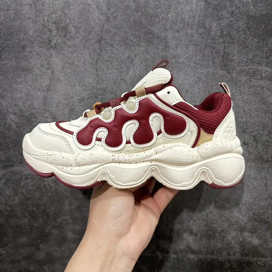FILA Pease Comfortable and Versatile Low Top Sneakers