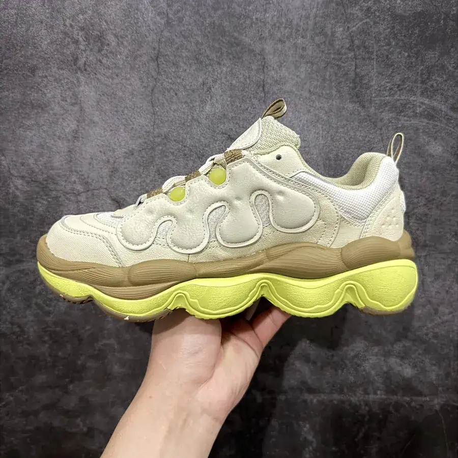 FILA Pease Comfortable and Versatile Low Top Sneaker