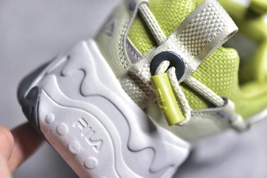 PEASE Pea Shoe Comfortable and Versatile Low Top Lifestyle Sneaker
