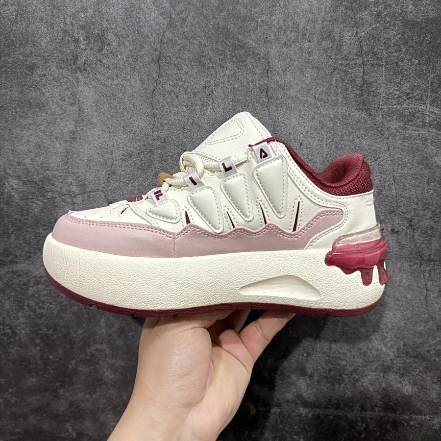 FILA FUSION CARROT 2 Classic Retro Casual Low Top Sneaker