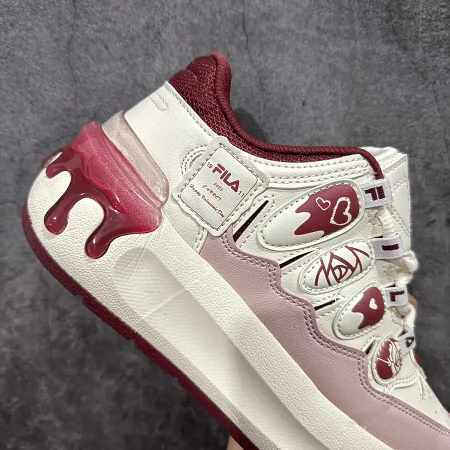 FILA FUSION CARROT 2 Classic Retro Casual Low Top Sneaker