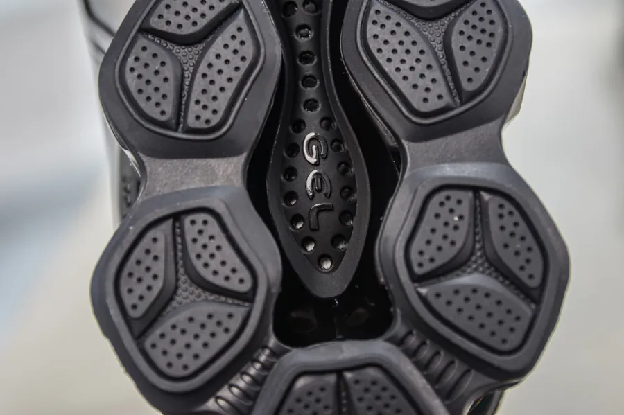 Asics Gel QUANTUM KINETIC Lightweight Comfort Running Shoes