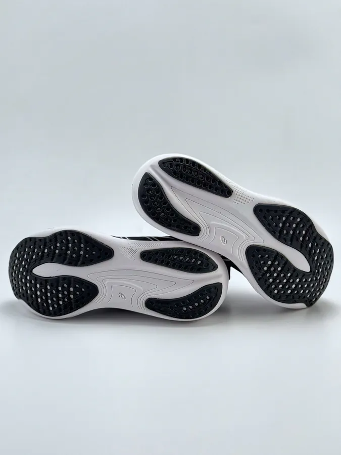 Asics Gel Cumulus 25 Lightweight Marathon Running Shoes