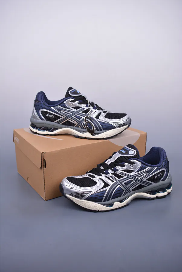 Asics GEL Kahana NIMBUS 10.1 Outdoor Functional Sneaker