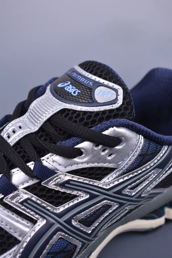 Asics GEL Kahana NIMBUS 10.1 Outdoor Functional Sneaker