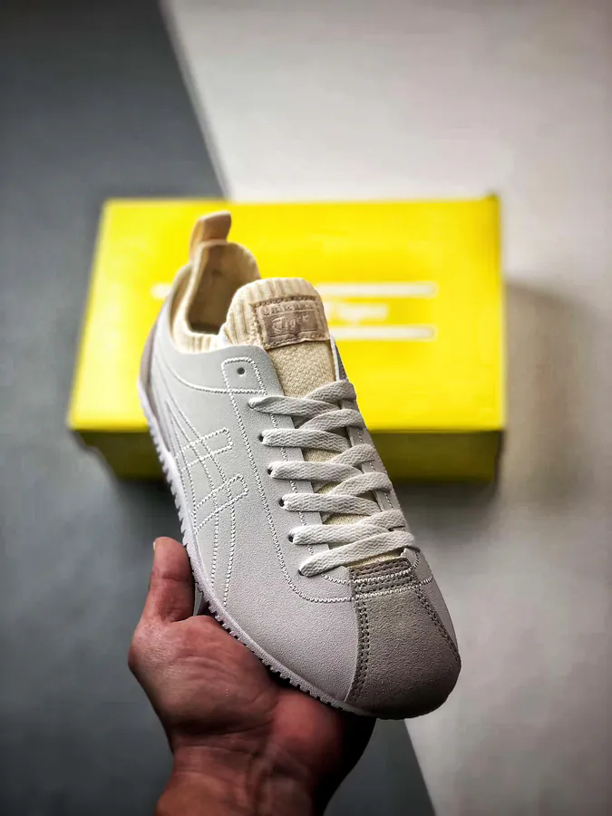 Onitsuka Tiger Sclaw White