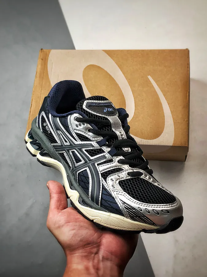 Asics Gel Nimbus 10.1 Silver Black Running Shoes