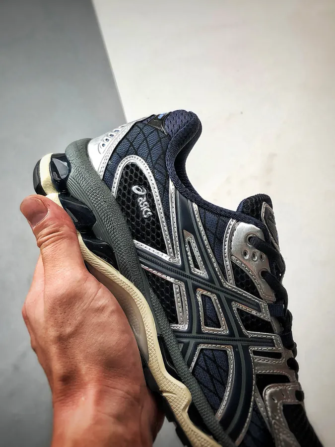 Asics Gel Nimbus 10.1 Silver Black Running Shoes