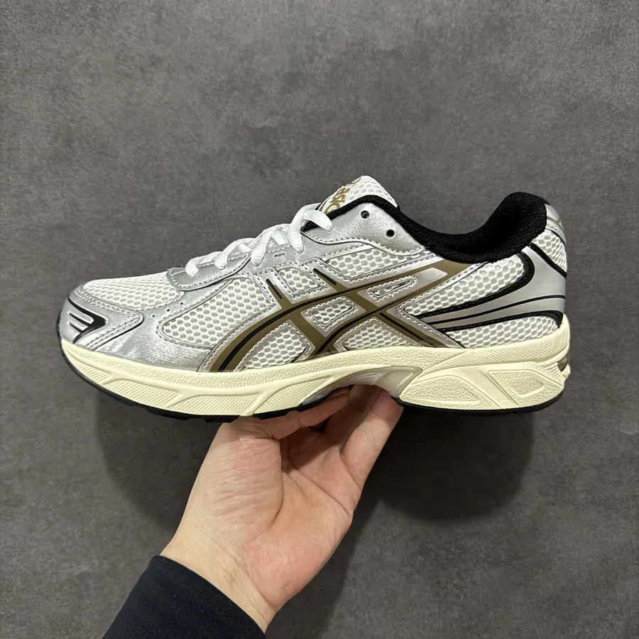 ASICS GEL 1130 Retro Style Sneaker