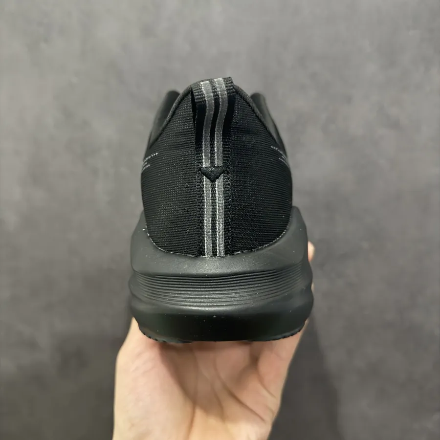 Asics Novablast 5 Running Shoes Thick Sole Elevating Comfort