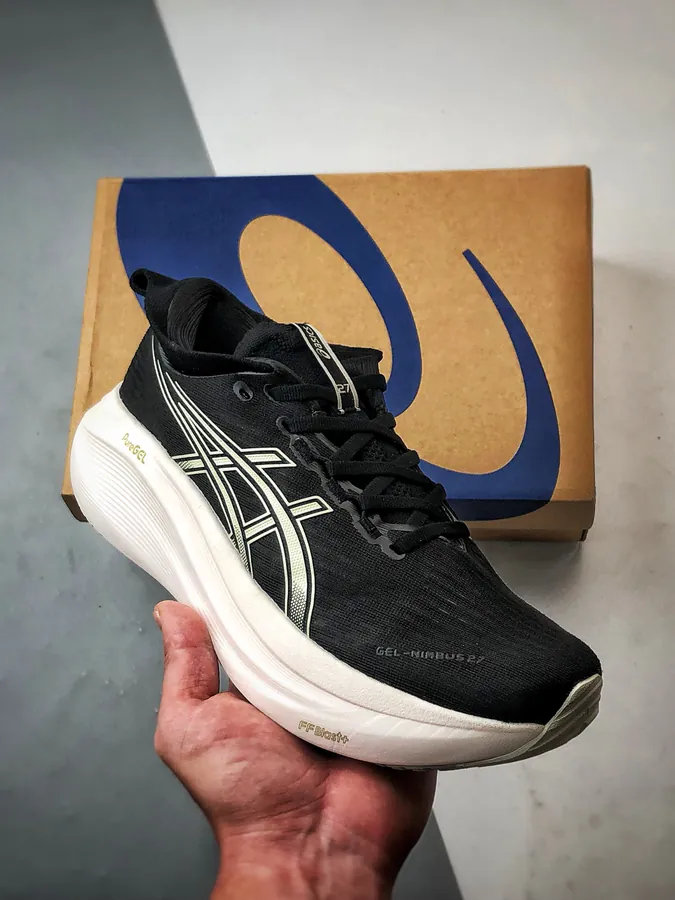Asics Gel Nimbus 27 Comfortable and Lightweight Running Shoes