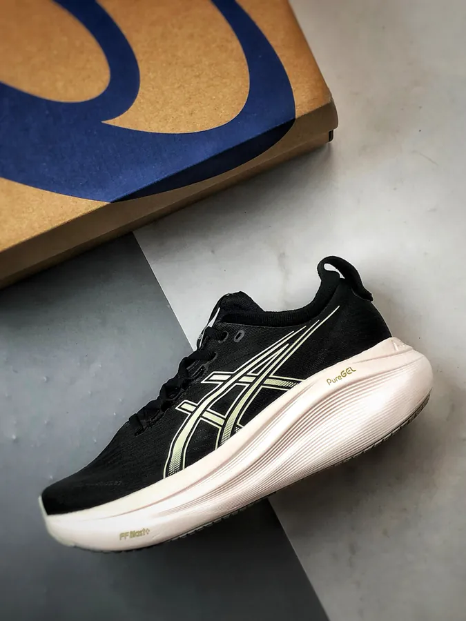 Asics Gel Nimbus 27 Comfortable and Lightweight Running Shoes