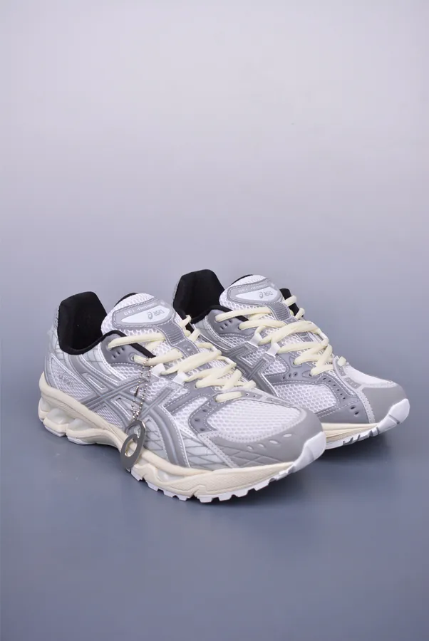 Asics GEL Kahana NIMBUS 10.1 Outdoor Functional Sneaker