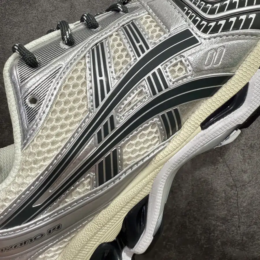 ASICS GEL KAYANO 14 Flash Inspired Running Shoes