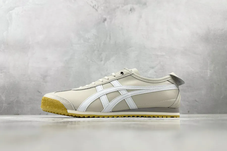 Onitsuka Tiger MEXICO 66 SD in Ivory