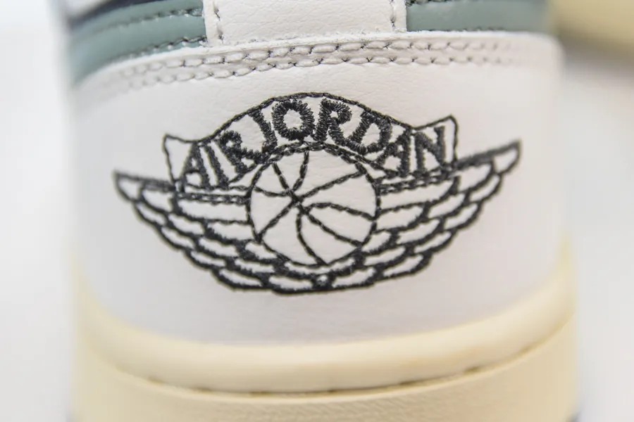 Air Jordan 1 Low DC0774 001, Cultural Basketball Shoes