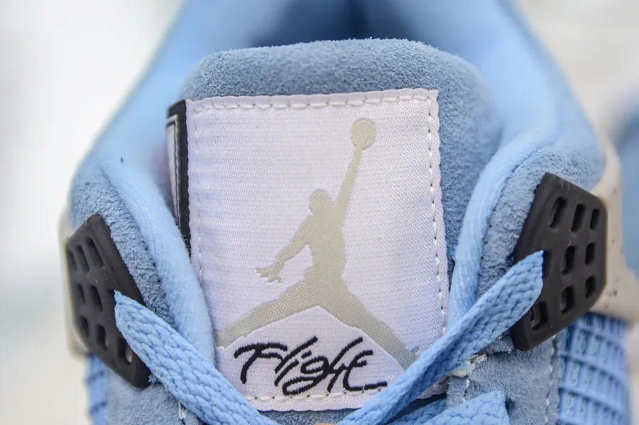 Air Jordan AJ4 University Blue