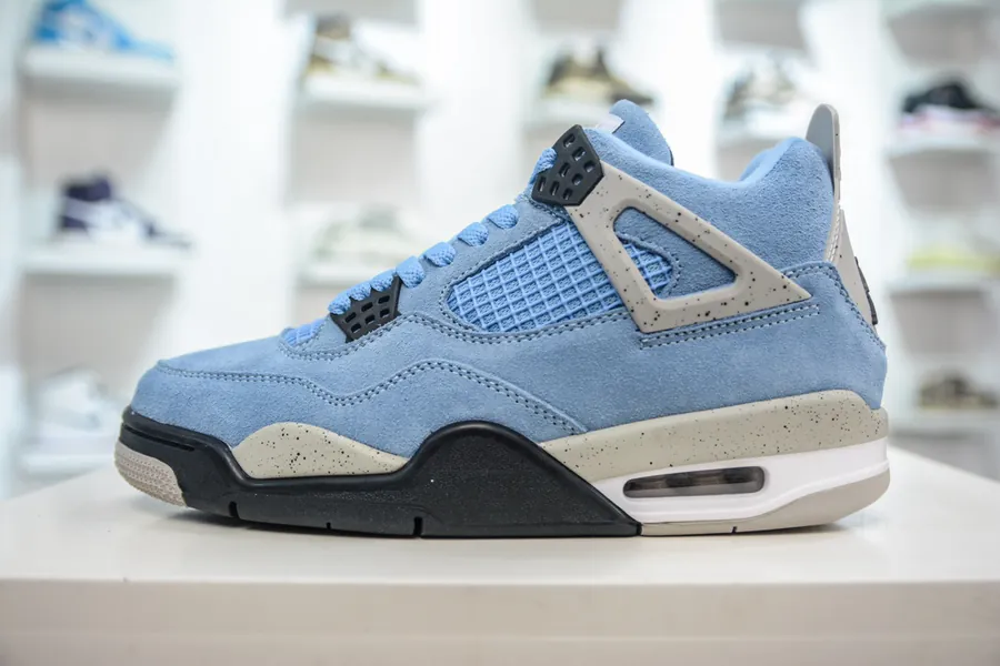 Air Jordan AJ4 University Blue