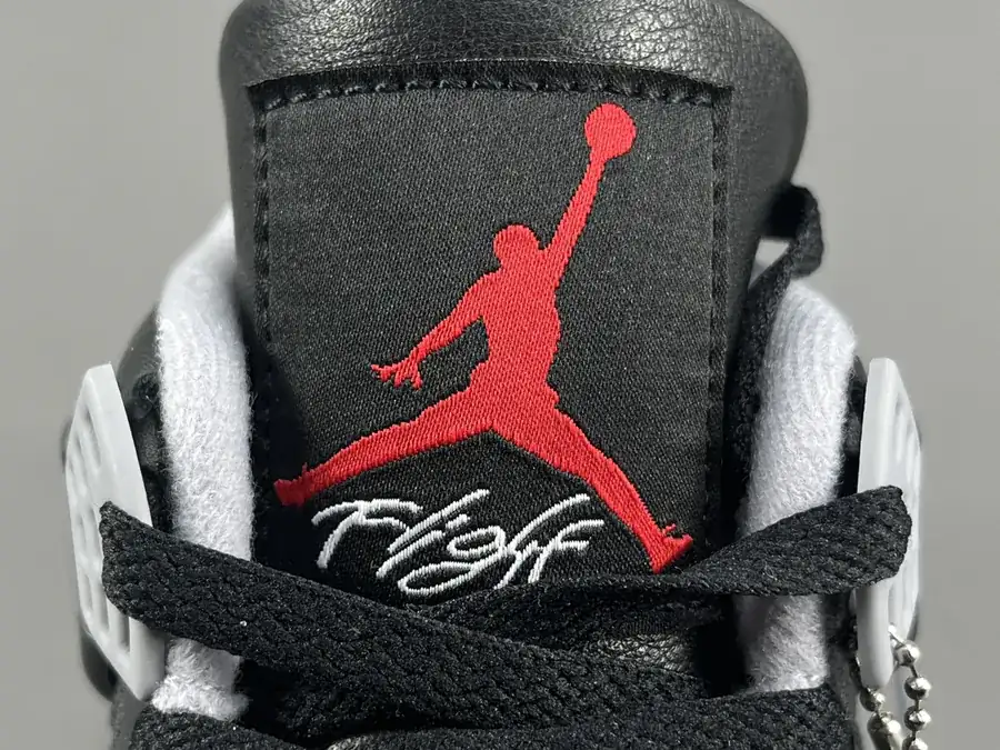 Air Jordan 4 Bred Reimagined Vintage Style Basketball Shoes