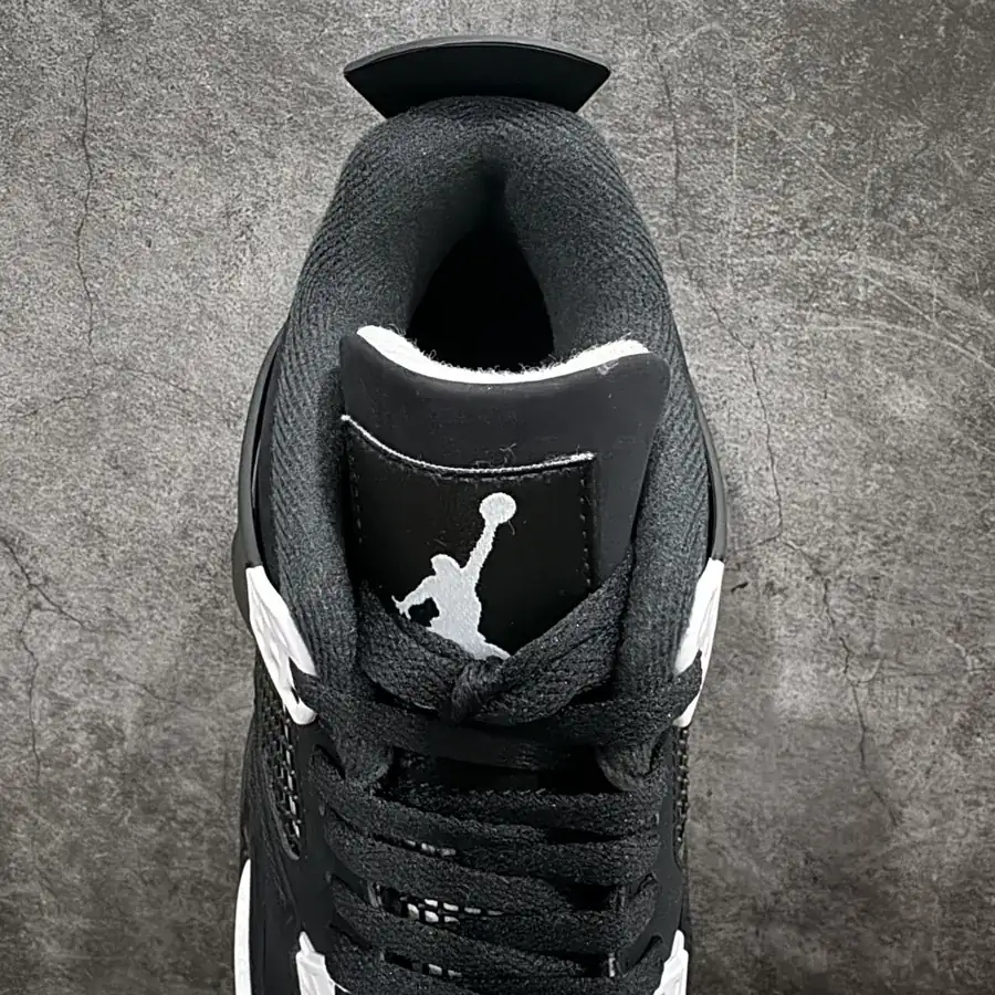 Air Jordan AJ4 Retro White Thunder Authentic Reproduction