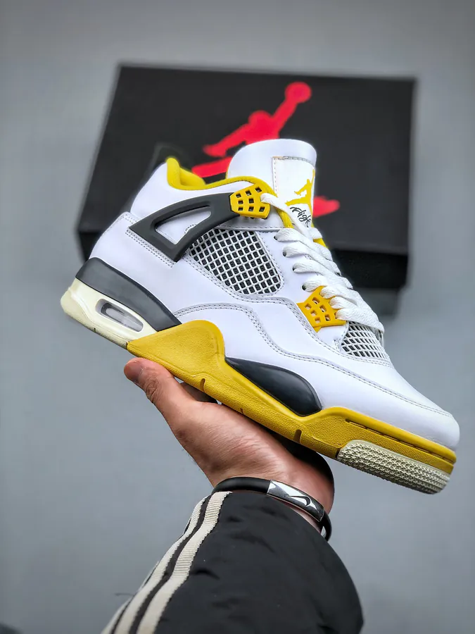 K Air Jordan AJ4 Retro White Yellow Thunder