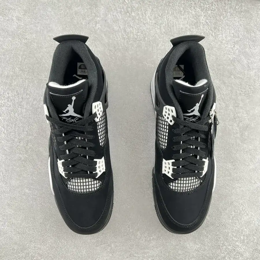 FQ8138 001 Retro Air 4 Basketball Shoes