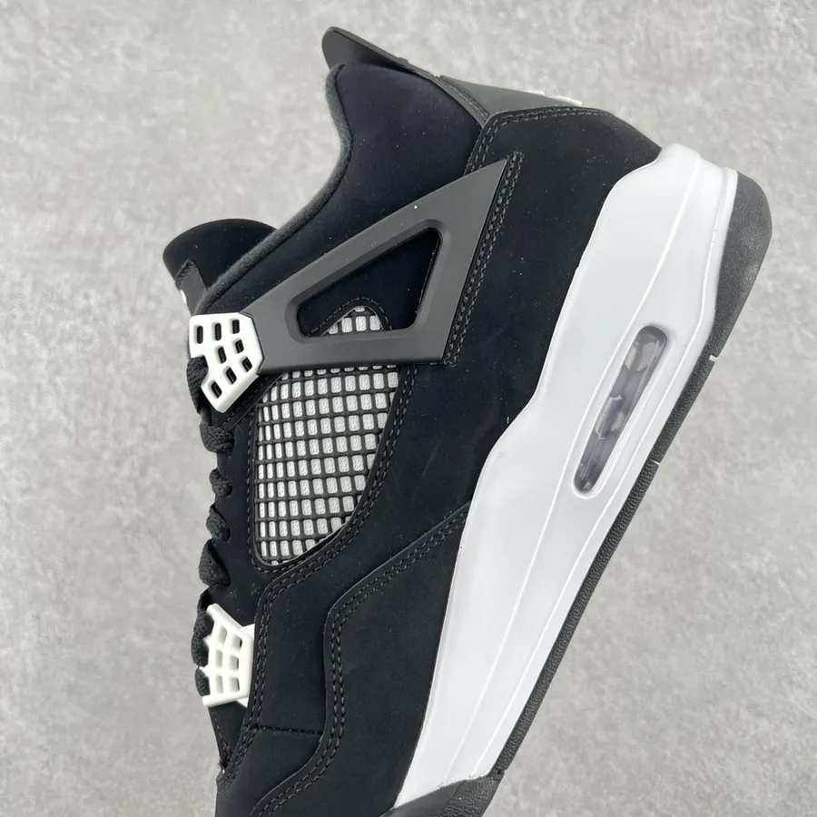 FQ8138 001 Retro Air 4 Basketball Shoes