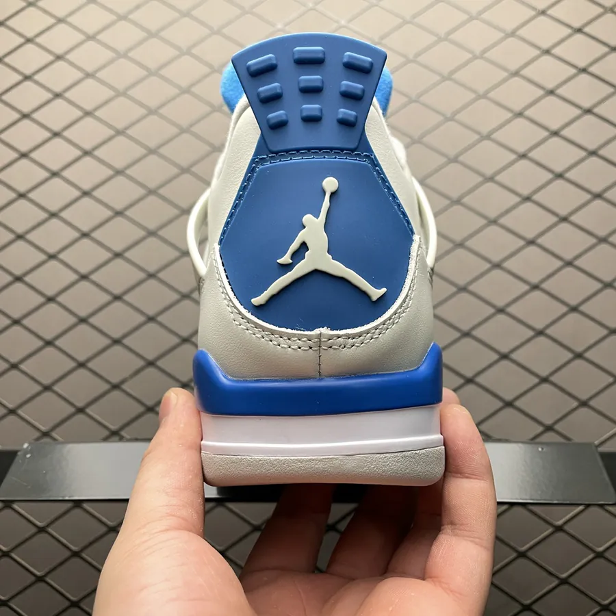 Air Jordan 4 Retro Military Blue