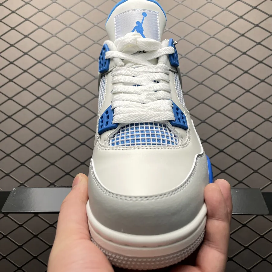 Air Jordan 4 Retro Military Blue