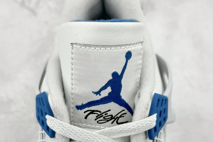 W Air 4 Retro Basketball Shoe Military Blue